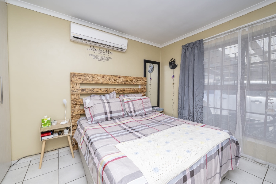 4 Bedroom Property for Sale in Bonnie Brae Western Cape